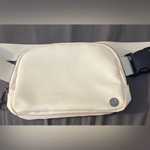 Lululemon Belt bag